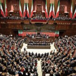 Politica| Fino al 2025 il Parlamento da 600 eletti costa come quello da 945