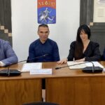 Taranto, stipendio capogabinetto: ‘Melucci ritiri la delibera’