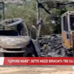 Fasano, tre attentatori incendiano sette mezzi alla Lepore Mare