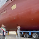 Taranto, varato primo mega yacht nei cantieri ex Tosi