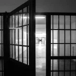 Bari, incendio in carcere minorile: detenuto intossicato