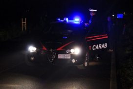 Parabita, tentano furto di generi alimentari all'Eurospin per 600 euro: arrestati in quattro