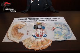 Taranto, spacciatore in trasferta dal barese: nel marsupio ecstasy, cocaina e 1415 euro