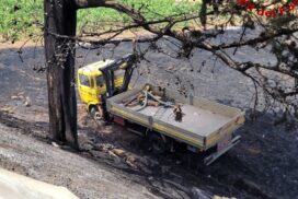 Salento, incendi: fumo su carreggiata, camion fuori strada