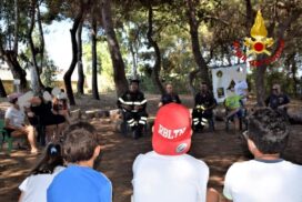 Piccoli vigili del fuoco per un giorno: l’esperienza dei bimbi al campo estivo di Eridano a Brindisi