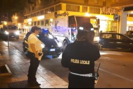 Taranto, pulizia meccanizzata notturna Kyma ambiente: 87 sanzioni e 24 auto rimosse