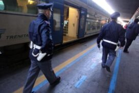 La Polfer di Bari a Ferragosto: arrestato borseggiatore e cinque persone denunciate