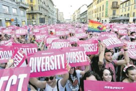 Taranto, Sound Department: vietato accesso al bagno donne a ragazza trans